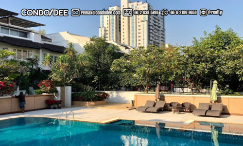 The Natural Place Sukhumvit 31 townhouses for sale in Bangkok in Asoke near Srinakharinwirot University was built in 1995