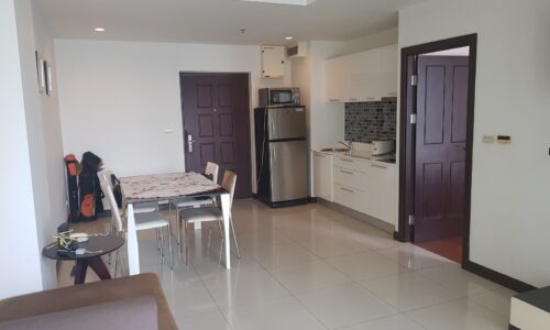 Cheap Condo for rent at Sukhumvit 11 - 1 bedroom - mid floor - The Prime 11 