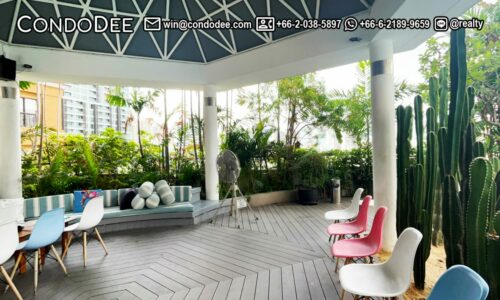 The Waterford Diamond Sukhumvit 30/1 condo for sale in Bangkok CBD near BTS Phrom Phong and BTS Thonglor was built in 1998