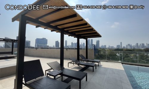 Trapezo Sukhumvit 16 Asoke is a condo for sale in Bangkok CBD near MRT Queen Sirikit and Benjakitti Park was built in 2014