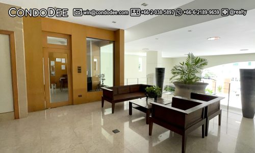 Turnberry Sukhumvit 33 condo for sale in Bangkok CBD near BTS Phrom Phong was constructed in 2006