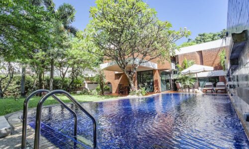 Pool villa in Onnut for rent - 2-story - 4-bedroom