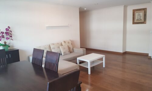 Cheapest 3 bedroom apartment for sale in Asoke - low rise - Wattana Suite condominium