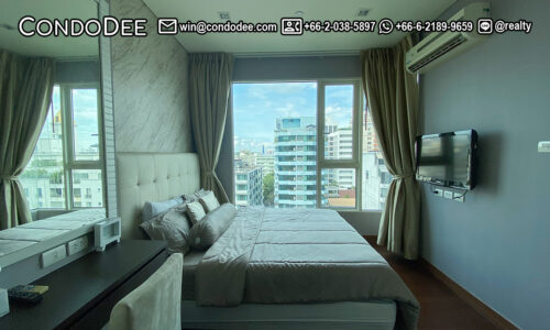 This well-maintained condo in Thonglor is available in the IVY Thonglor condominium on Sukhumvit 55