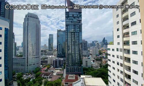 This well-maintained condo on Sukhumvit 59 is available in 59 Heritage condominium near BTS Thong Lo in Bangkok CBD