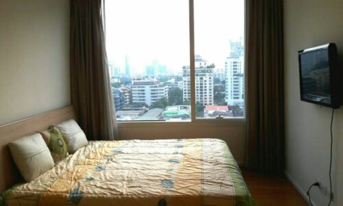 1 bedroom flat for rent in Asoke - large area - mid-floor - Wind Sukhumvit 23