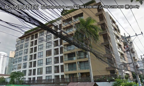 XVI The Sixteenth Sukhumvit 16 Asoke is a condo for sale in Bangkok near MRT Queen Sirikit that was built in 2011.
