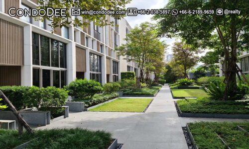 Quarter 39 Luxury Townhouses for sale on Sukhumvit is a luxury real estate in Prompong constructed by NYE ESTATE Co., Ltd. (an affiliated company with Narai Property Co., Ltd) in 2018