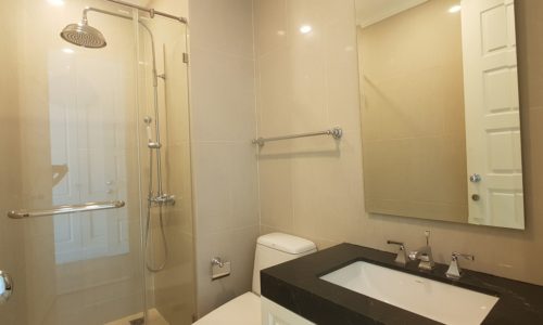 Spacious apartment for rent in Asoke - 4 bedroom - high floor - luxury - Royce Private Residences