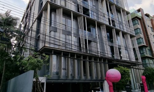Fynn Sukhumvit 31 low-rise condo in Bangkok Central Business District (CBD)