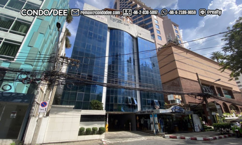 The Prime Suites Sukhumvit 18 is a condo for sale in Bangkok that was developed in 1995.