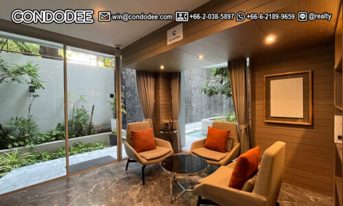 Q Prasarnmit condo for sale on Sukhumvit 31 near Srinakharinwirot University is a luxury real estate in Prasarnmit that was built by Ananda Development PCL in 2020 and comprises a single building with 76 units on 7 floors