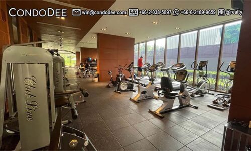 The Emporio Place condo for sale on Sukhumvit 24 is a luxury real estate in Prompong in Bangkok and comprises 3 residential buildings