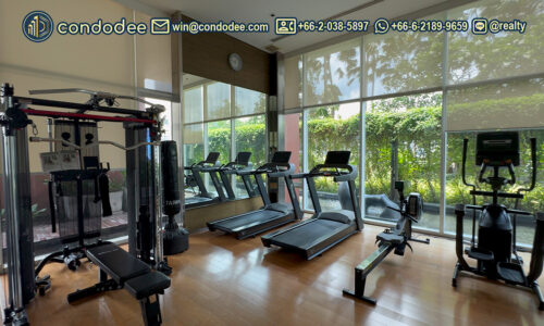 gym Fullerton Sukhumvit luxury pet-friendly condo building exterior view near BTS Thonglor Ekkamai | ภาพภายนอกอาคาร ฟูลเลอตัน สุขุมวิท คอนโดหรูเลี้ยงสัตว์ได้ ใกล้ BTS ทองหล่อ เอกมัย