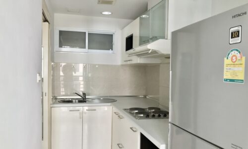 Condo near BTS Prompong for sale - 2-bedroom - corner unit - 2 balconies - Lupmini Suite Sukhumvit 41