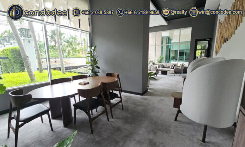 libaray in The Park Chidlom luxury condo for sale in Bangkok near BTS | คอนโดหรู เดอะ พาร์ค ชิดลม ขาย ใกล้ BTS กรุงเทพ