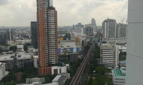 Condo with a nice view for rent - 2-bedroom - high floor - Siri at Sukhumvit