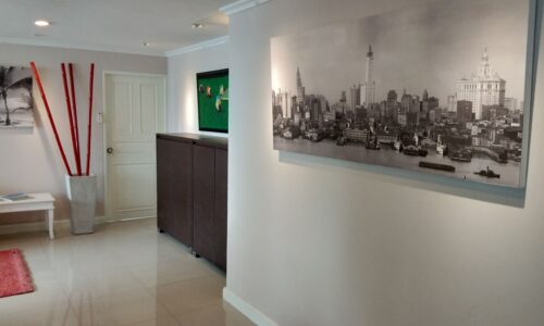 Large apartment for sale in Sukhumvit 13 - 2-bedroom - Beverly Tower
