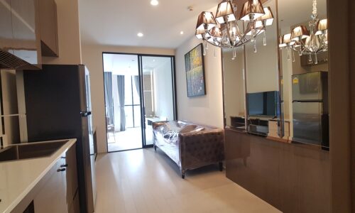 Flat for rent near Ploenchit BTS - 1-bedroom - mid-floor - Noble Ploenchit