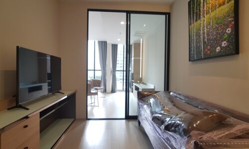 Flat for rent near Ploenchit BTS - 1-bedroom - mid-floor - Noble Ploenchit