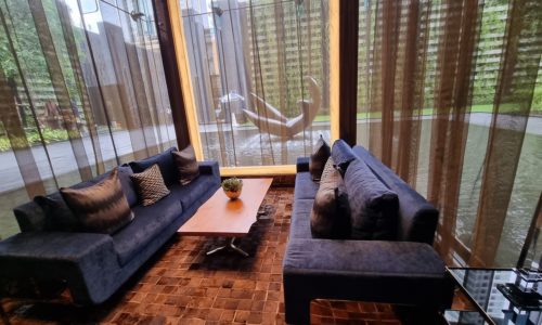 Vittorio luxury condo for sale on Sukhumvit 39 in Bangkok near BTS Phrom Phong and Emquartier was built by AP  (Thailand) PCL in 2018