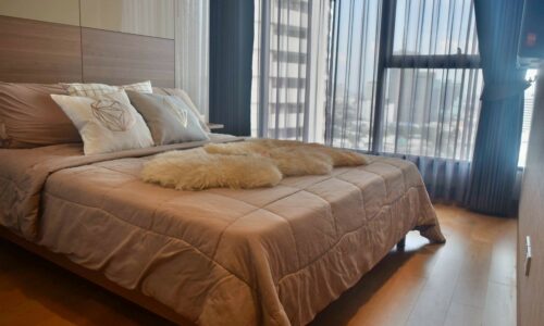 Condo for rent in Phrom Phong - 2 bedroom - mid-floor - The Lumpini Sukhumvit 24