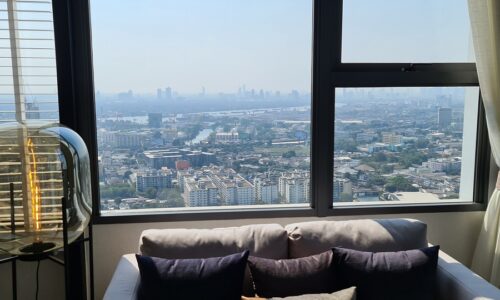 Bangkok duplex condo with a river-view for sale - Ramada Plaza Residence Sukhumvit 48