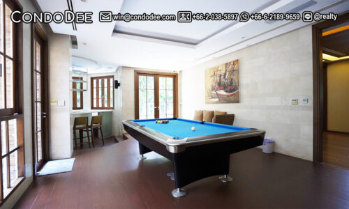 A luxury Bangkok house for sale is available now on Sukhumvit 71 (Pridi) near BTS Phra Khanong