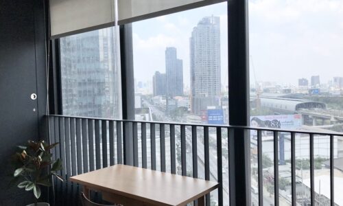 Bangkok apartment near University for sale - corner unit - 2-bedroom - Ideo Mobi Asoke Condominium