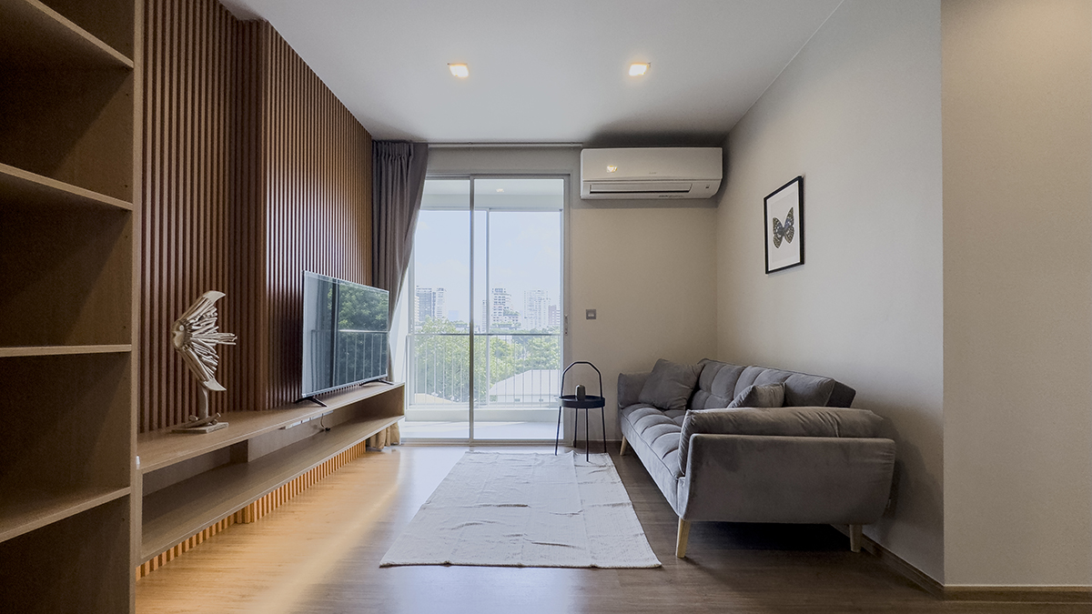 This condo near the University for sale is a luxury real estate on Sukhumvit 31 available now in Q Prasarnmit condo for sale