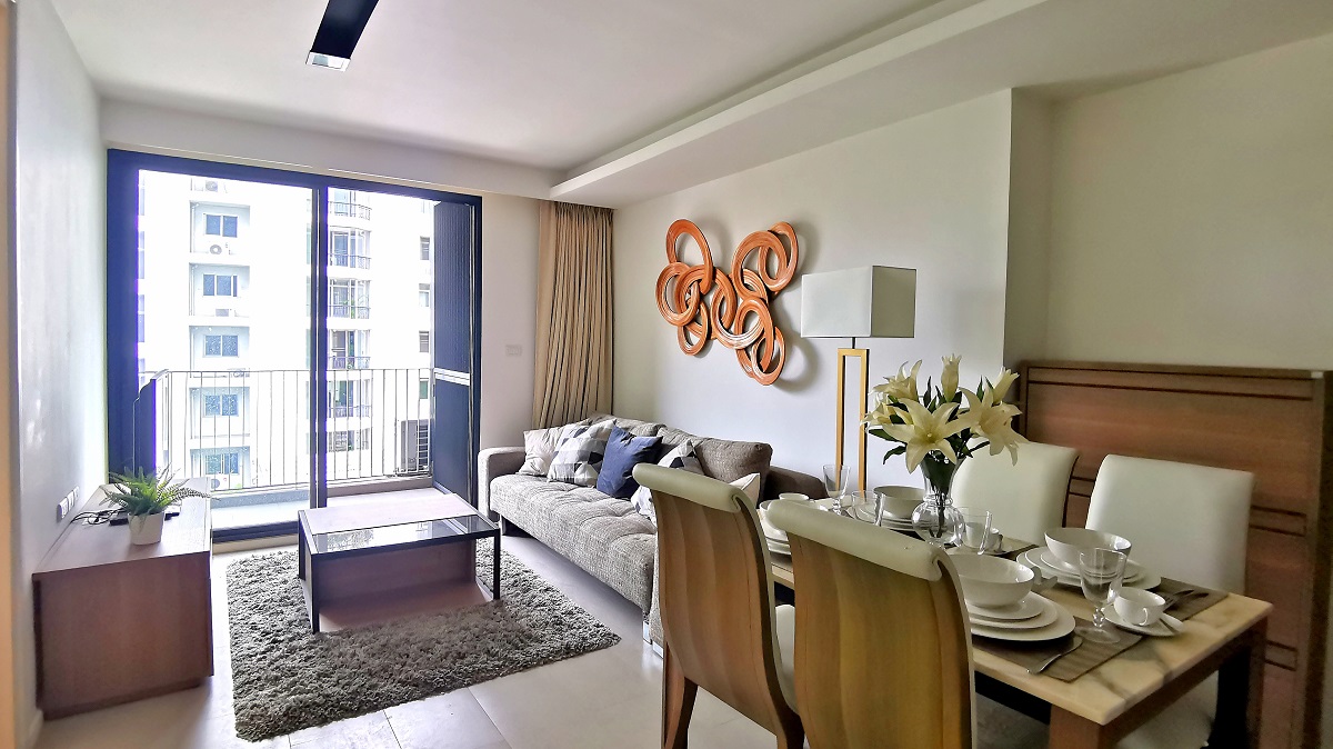 This Bangkok condo near BTS Ploenchit is available for sale with 2 bedrooms in  The Nest Ploenchit condominium in Bangkok CBD