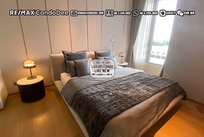 Luxury 1-Bedroom Condo Sale Lumpini Park