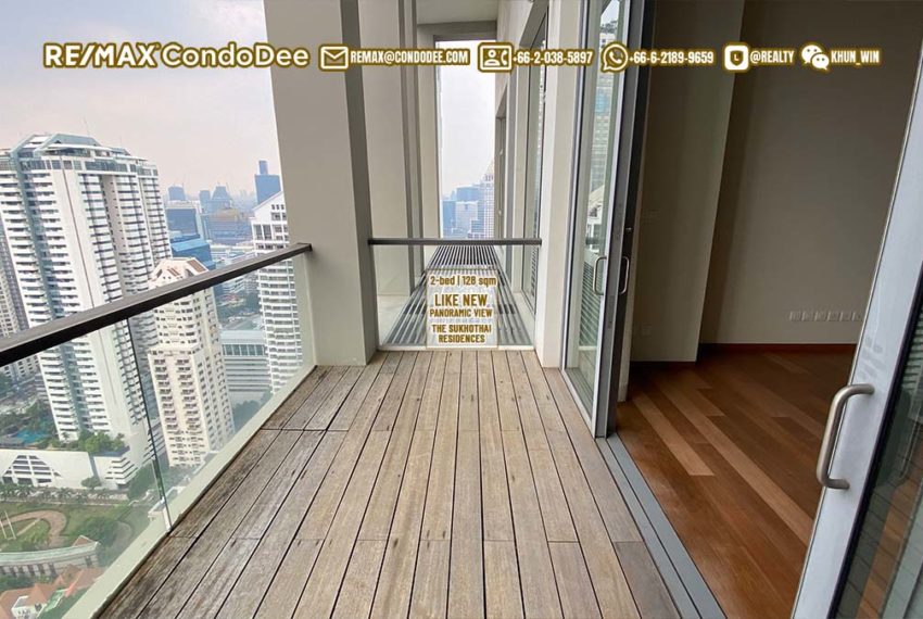 luxury Bangkok condo sale high floor like new