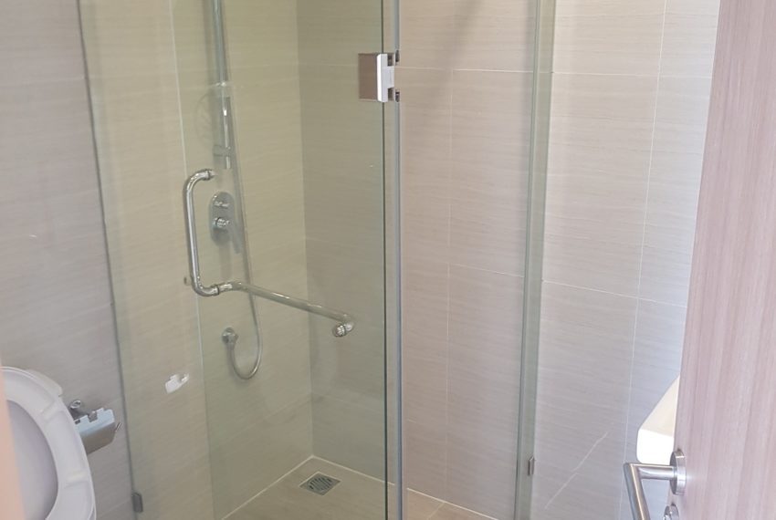 new condo in Noble Be3 2-bedroom - bathroom