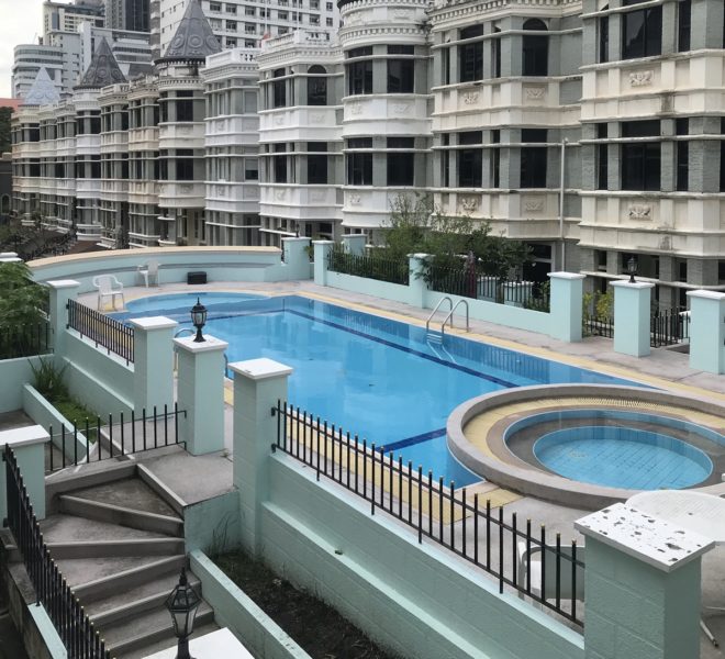 4-bedroom townhouse for sale in Asoke - 4-story - pool access - 500 sqm - Chicha Castle